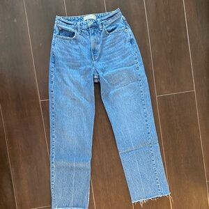 ABERCROMBIE VINTAGE STRAIGHT HIGH RISE CURVE LOVE